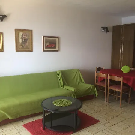 Apartman Mila * Trpanj